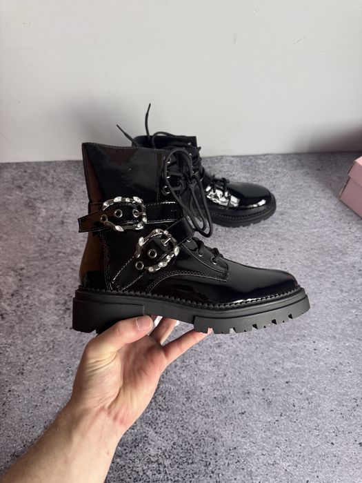 damskie lakierowane botki w stylu workerów / combat boots r. 39