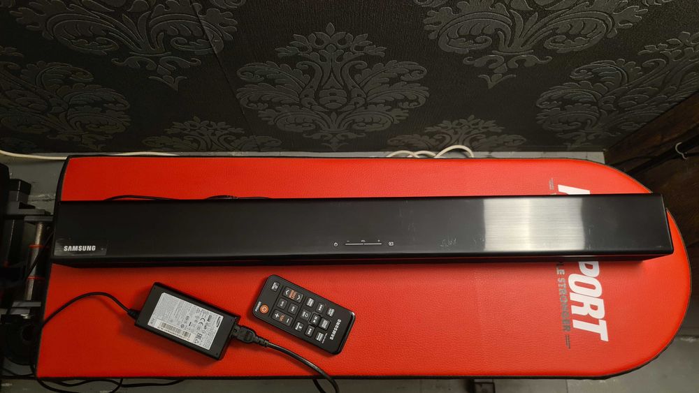 Soundbar Samsung J250 80W 2.2 DOLBY dts - wbudowany subwoofer BTusbAUX