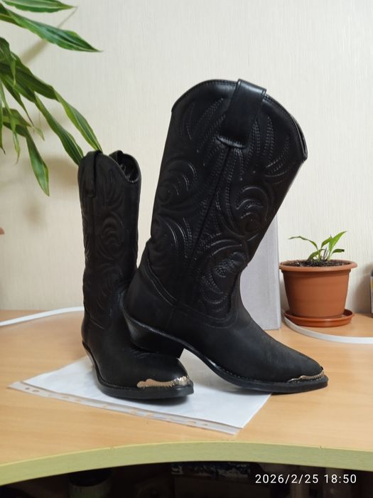 Шкіряні козаки Santa Fe 35р Made in ltali.Натуральна шкіра