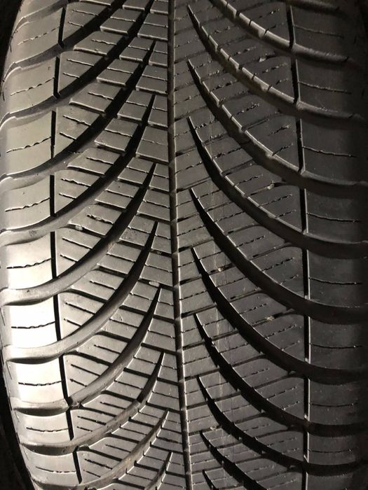 Шини 205/55/16-4 шт Goodyear Vector4 Seasons Gen2
