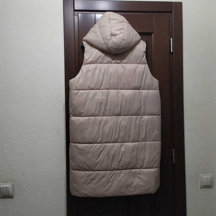 Жилетка жіноча з капюшоном р. 48-52