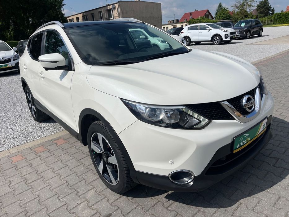 Nissan Qashqai 1.2 Navi Kamera 360 Panorama Klimatronik 60000Km