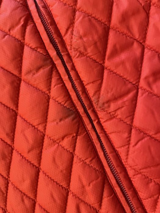 Модна куртка Ferrari від Puma