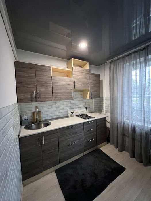 Продам 1 комнатную квартиру. Центр