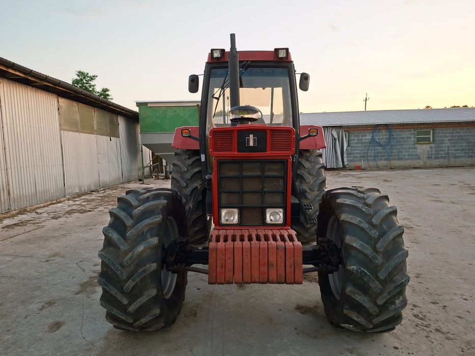 Case International 1255 XL  legenda