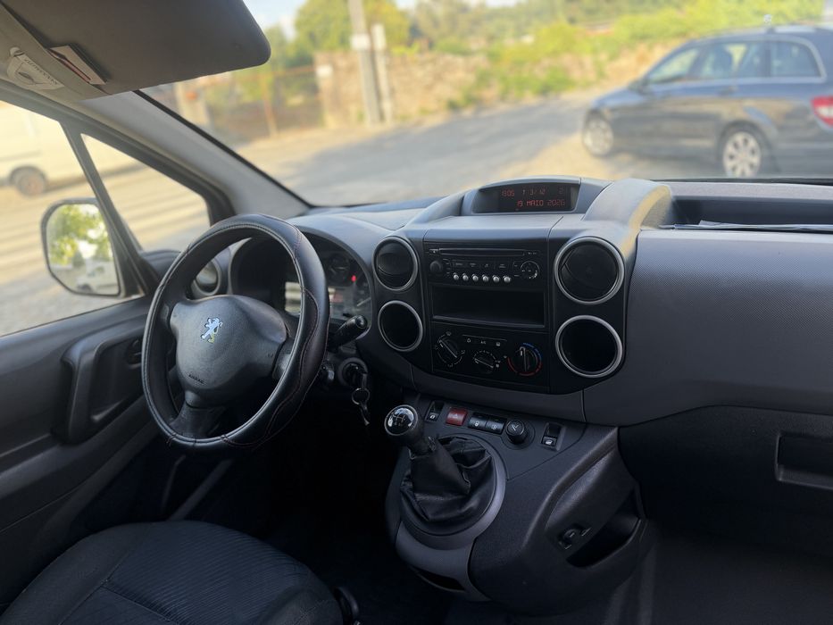 Peugeot partner 3lugares longa