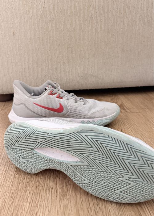 Nike Precision 5