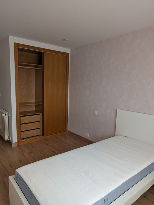 Quartos para alugar a estudantes Urbanização de Santa Clara