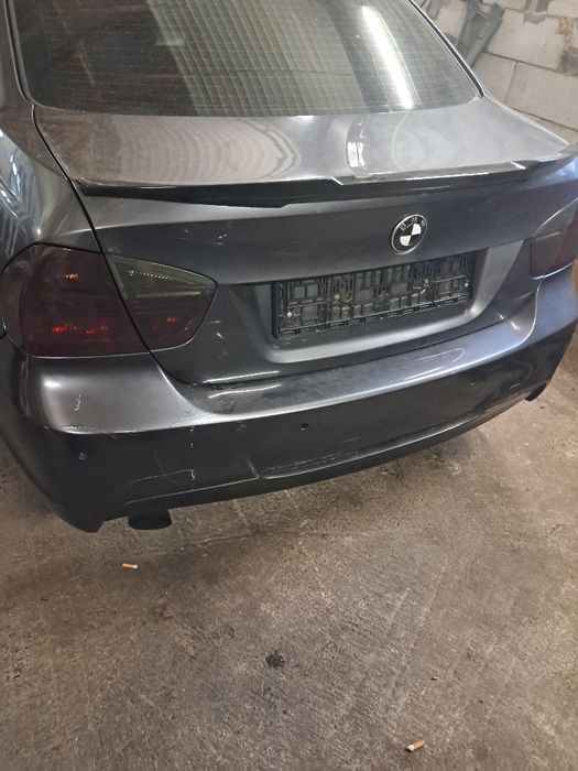 Błotnik bmw e90 e91