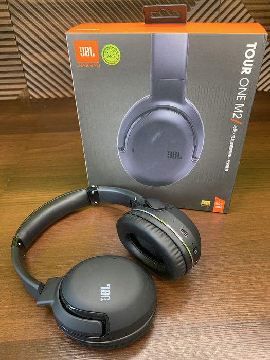 jbl tour one m2 - купить аудиотехнику - Цена на OLX.ua