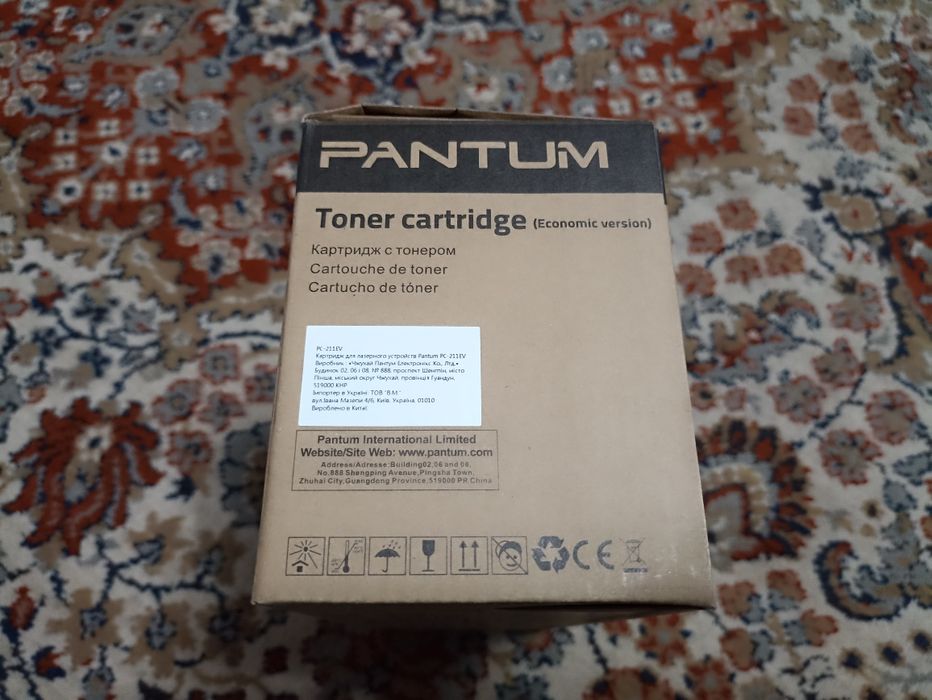 Картридж с тонером