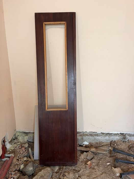 Розсувні та нерозсувні деревʼяні двері (шпон) зі СКЛОМ