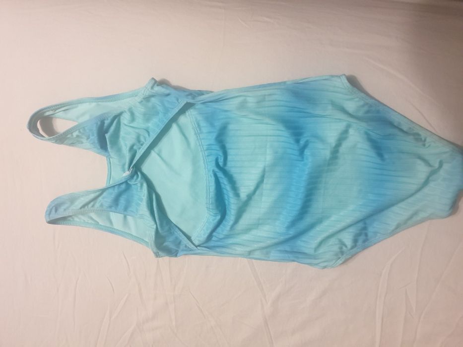 Stroj kąpielowy jednoczęściowy 140cm