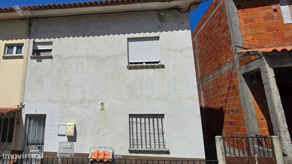 Moradia T3 em Corgas, Sandomil, Seia