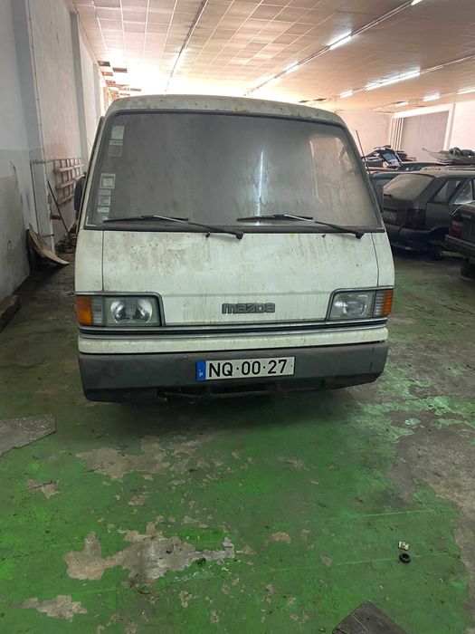 MAZDA E 2200 Panel Van SR Para Restauro ou venda de Peças