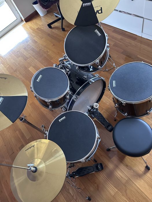 Bateria acústica Startone + extras