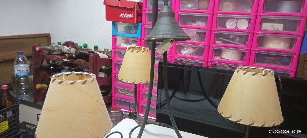 Selling chandeliers423054744550133763