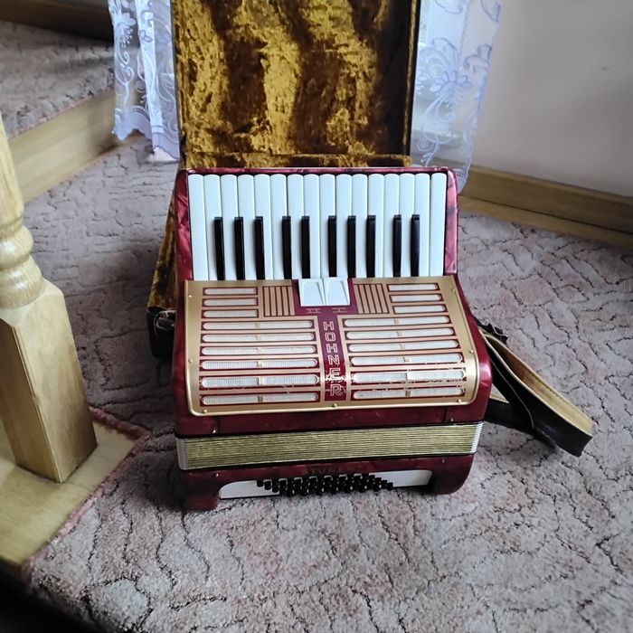 Akordeon Hohner 40 basy