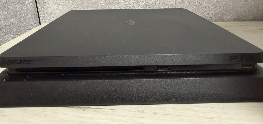 Playstation 4 slim 860gb