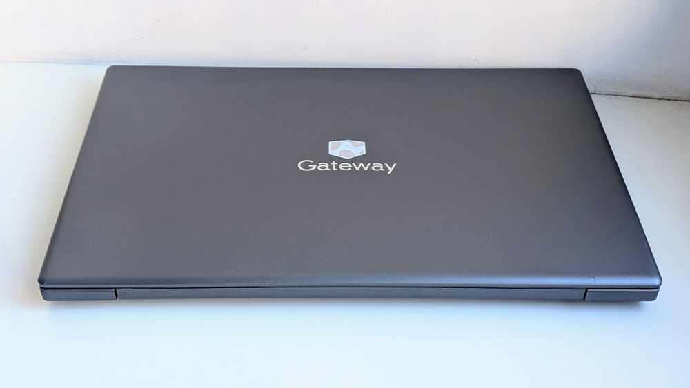 Тонкий ноутбук Gateway 14 AMD Ryzen R5 3500 8Gb DDR4 128-1Tb SSD IPS