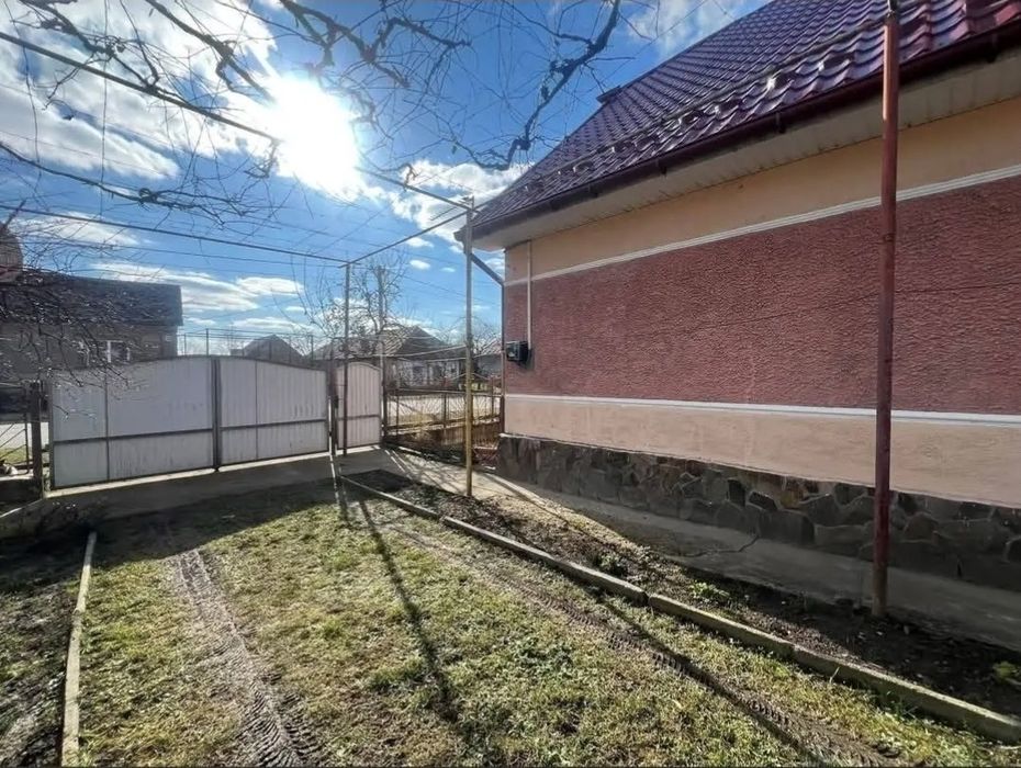 Продаж будинку Ужгородський район. Холмець