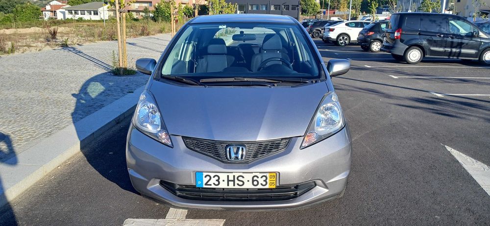Honda Jazz - Excelente estado (carro de Garagem) 94 mil km — photo 5