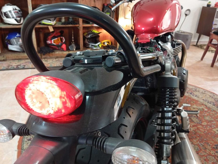 Triumph Bonneville  - Street Twin