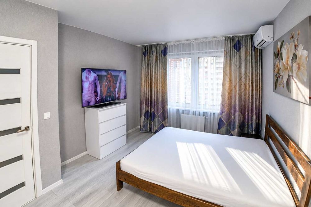 Продам 1к квартиру Гмирі 20, метро Позняки, Патріотика