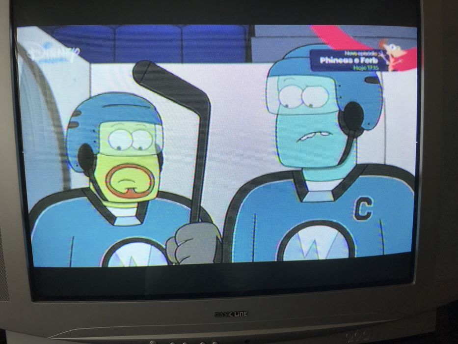 Televisão de 27 polegadas