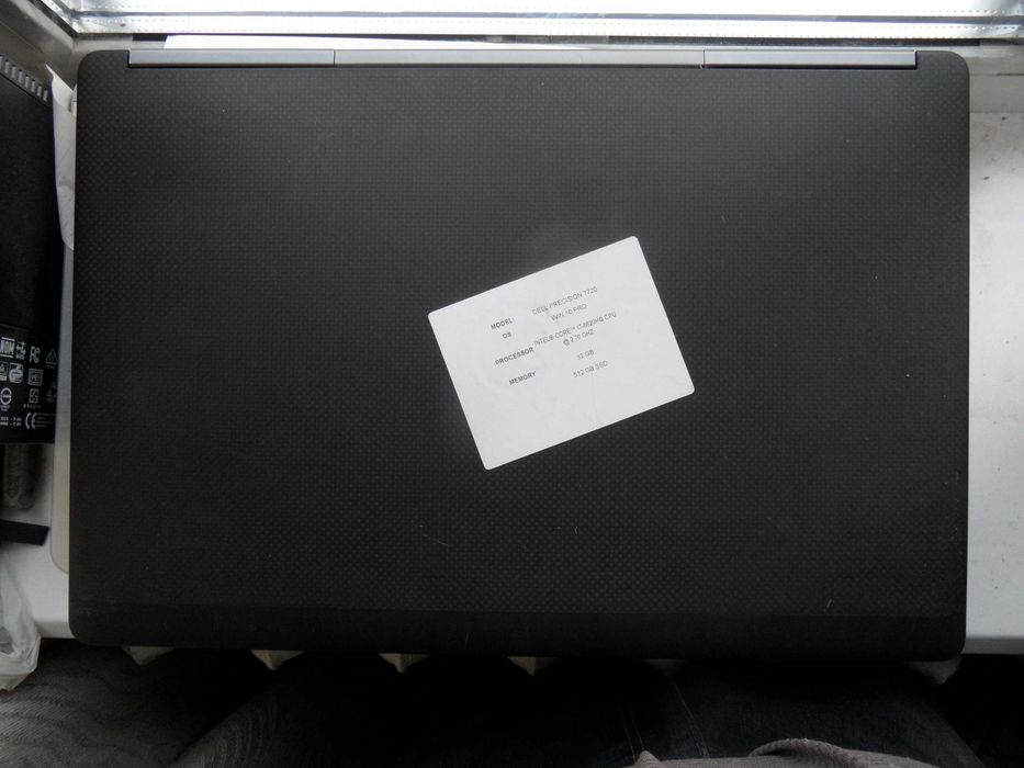 Dell  7720  i7-6820HQ 32Gb 512Gb SSD 1920х1080 IPS видео M1200 4Gb
