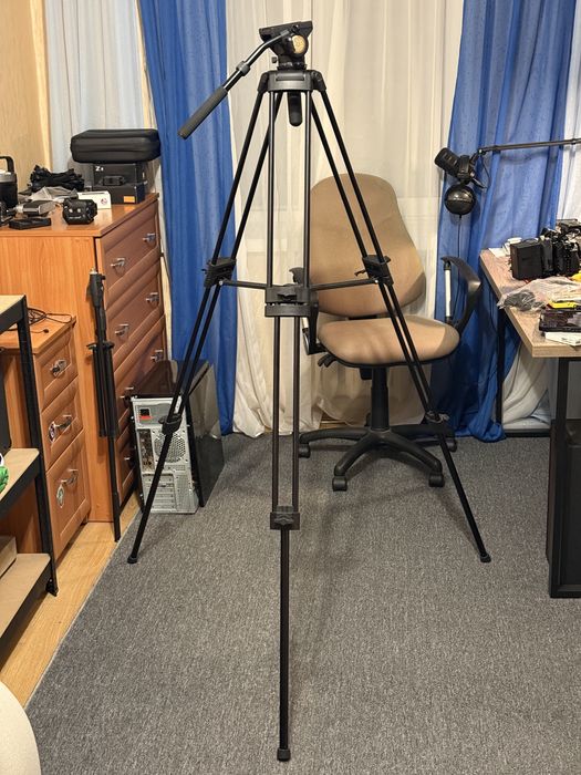 Відеоштатив 160см, гідроголовка, навантаження 12кг