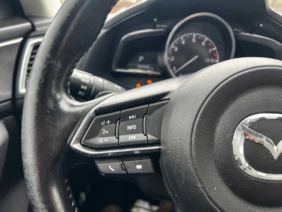 Mazda 3 Grand Touring      2017