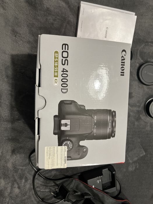 Камера Canon eos 4000d ef-s 18-55 iii kit