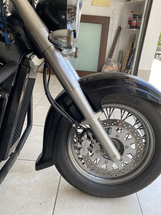 Suzuki Intruder c800