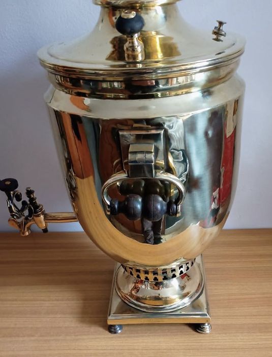 Samowar mosiężny sygnowany fabryka w Tule