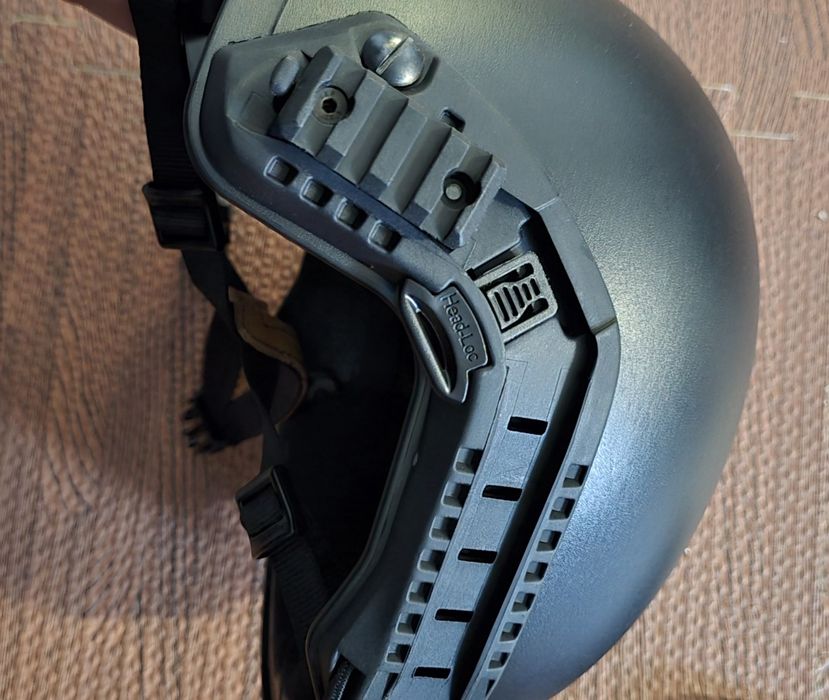 Capacete Airsoft C/acessórios