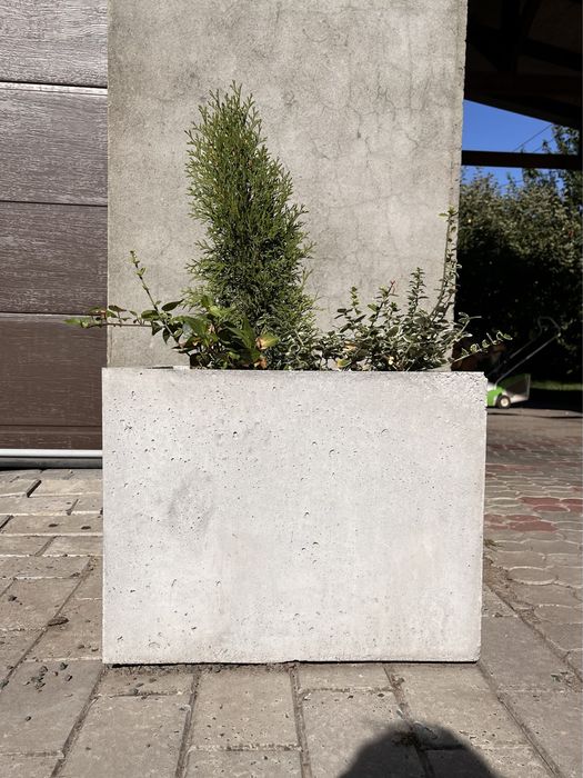 Ваза бетонна для рослин