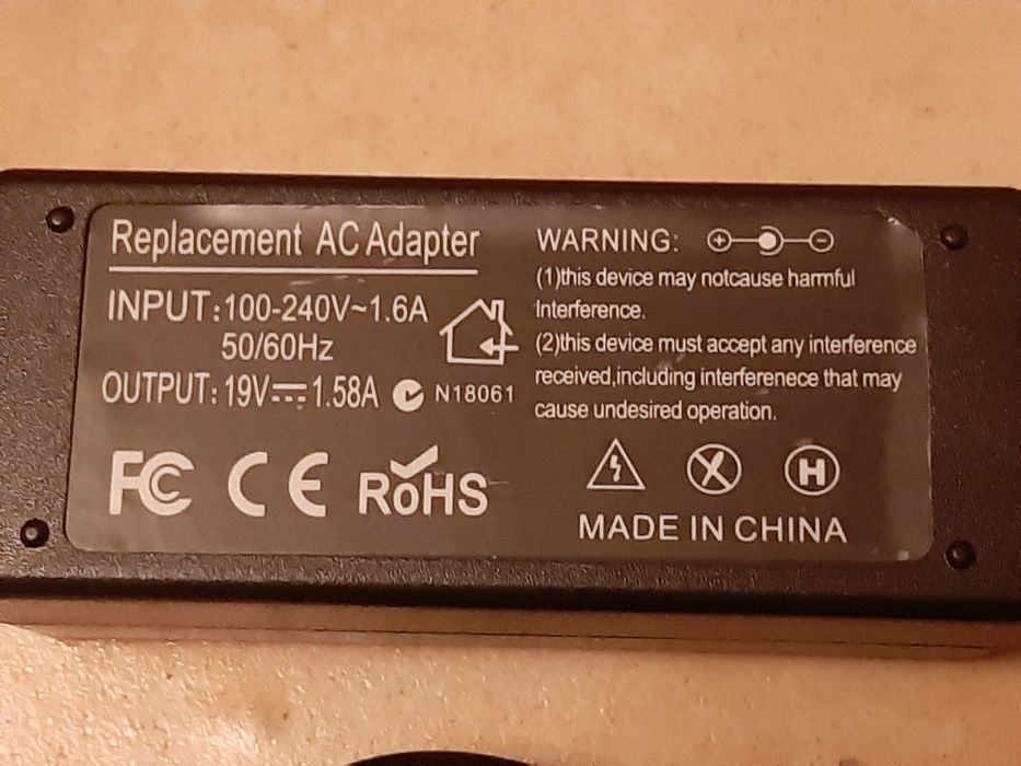 Carregador Dell 19v 1.58a