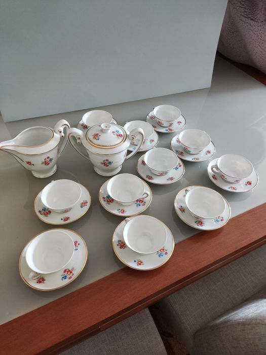 2 serviços de café antigos