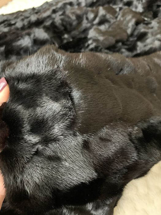 Продам шубу норкову