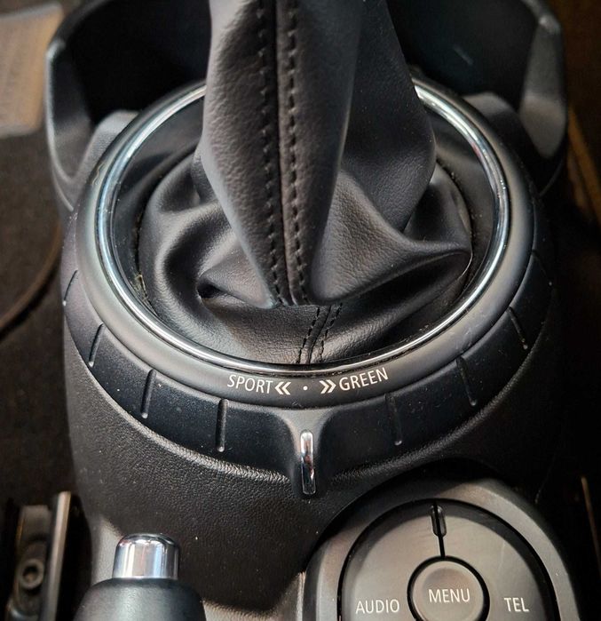 MINI ONE JOHN COOPER WORKS