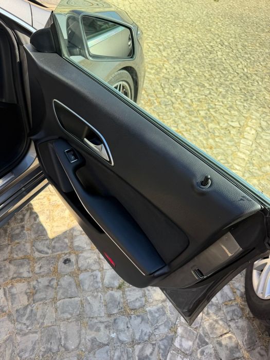 Mercedes-Benz CLA 200d Shooting Brake AMG Line – 2018
