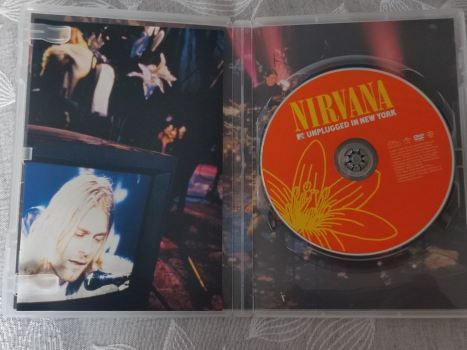 Nirvana: MTV Unplugged in New York na DVD.