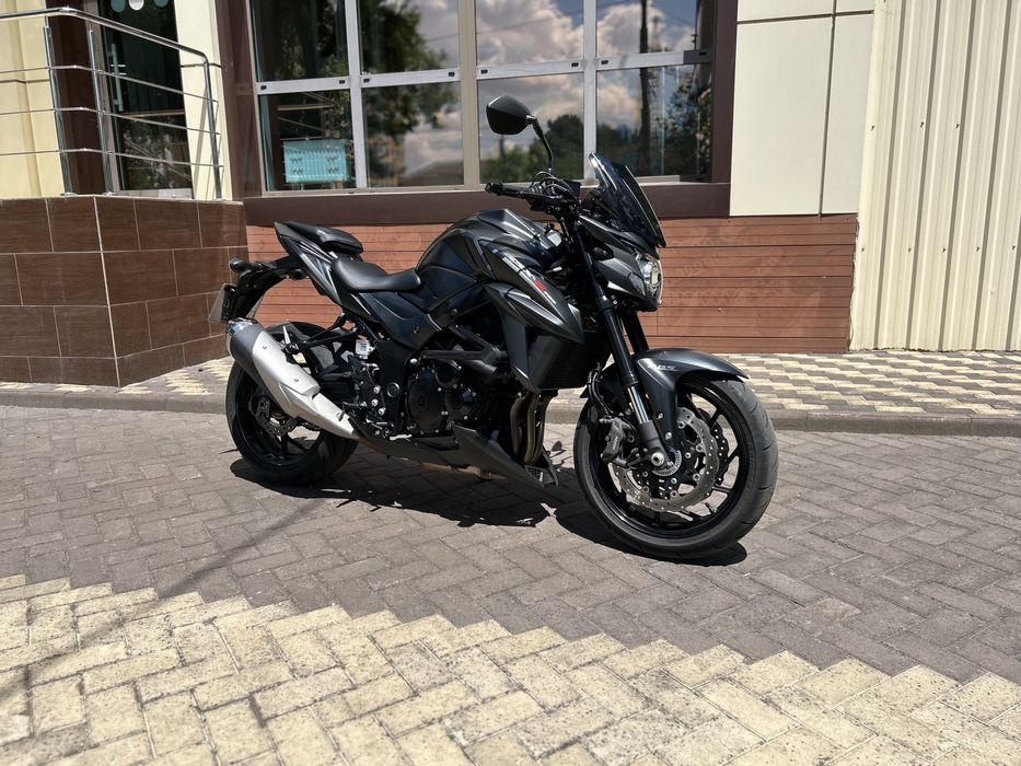 Мотоцикл Suzuki GSX S750 2021 рік
