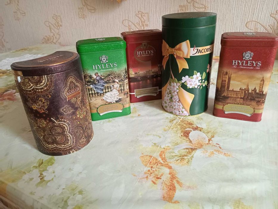 Металеві коробки для чаю та кави