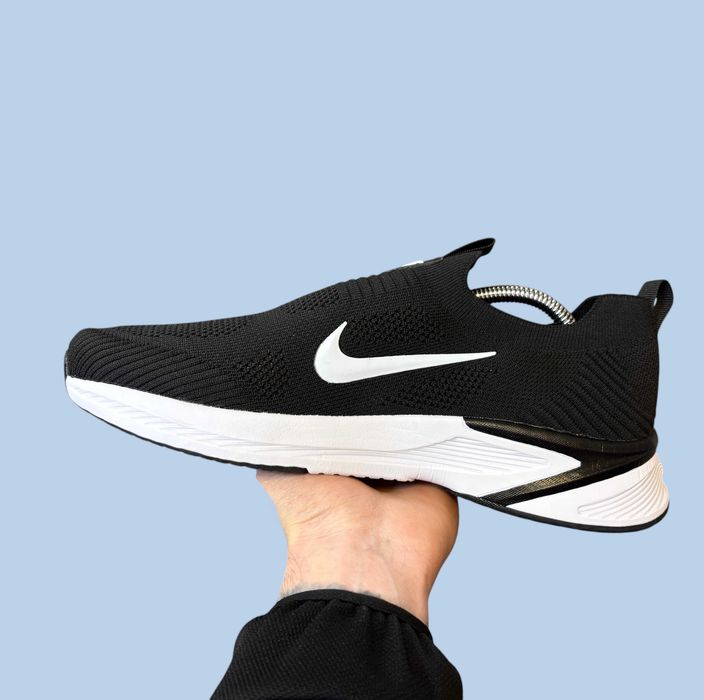 (2330) Легкі кросівки тапочки Nike повномірні чорні (41-46)