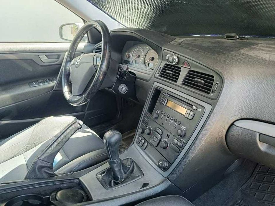 Vendo volvo s60 D5  2.5 com 185 cv — photo 5