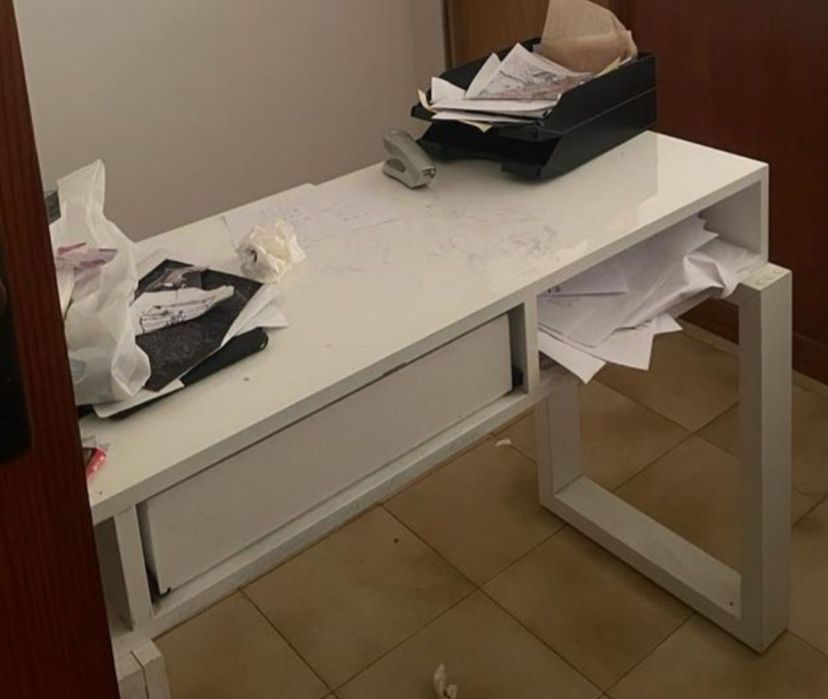 Móveis, utensílios de tatuagem