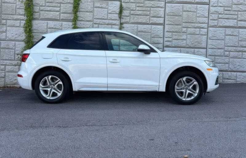 2018   Audi    Q5