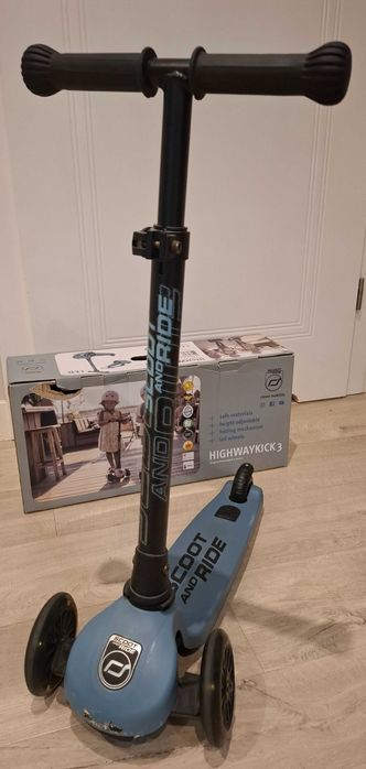 Hulajnoga Scoot & Ride Highwaykick 3, Led, dziecko prezent  3+ / 6 lat